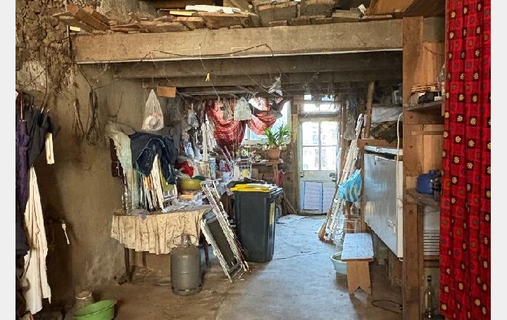 Autre AIXE-SUR-VIENNE (87700)  200 m2 30 915 € 