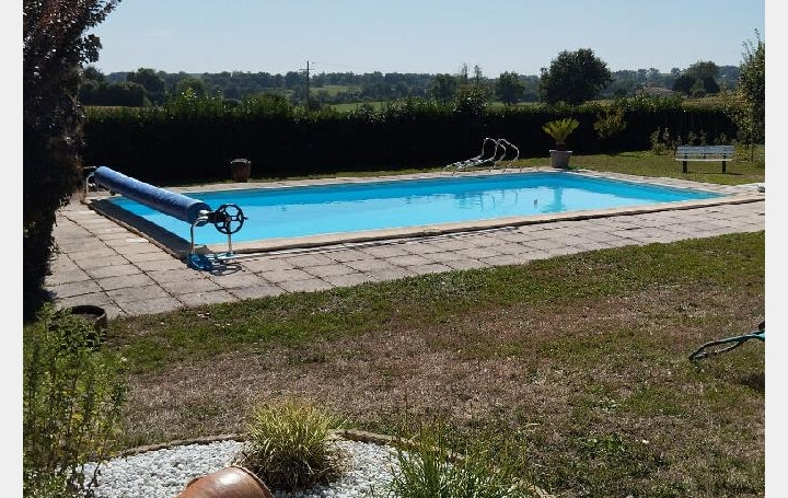 Maison SEREILHAC (87620)  157 m2 247 930 € 