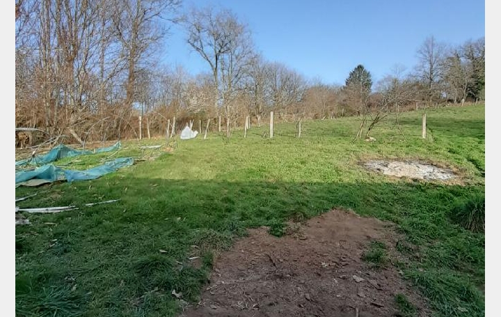 Maison RAZES (87640)  150 m2 180 200 € 