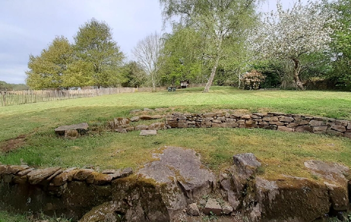 Maison SAINT-PRIEST-SOUS-AIXE (87700)  220 m2 433 675 € 