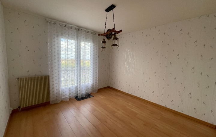 Maison NEXON (87800)  177 m2 185 500 € 