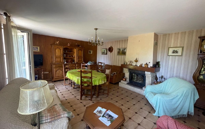 Maison VERNEUIL-SUR-VIENNE (87430)  110 m2 180 200 € 