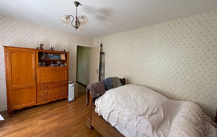 Maison VERNEUIL-SUR-VIENNE (87430)  110 m2 180 200 € 