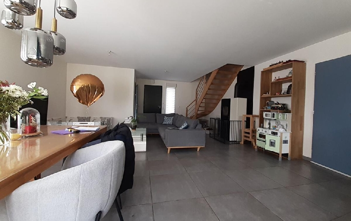 Maison LIMOGES (87000)  97 m2 274 300 € 