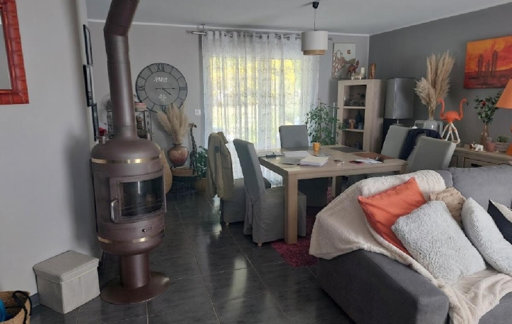 Maison BONNAC-LA-COTE (87270)  108 m2 268 130 € 