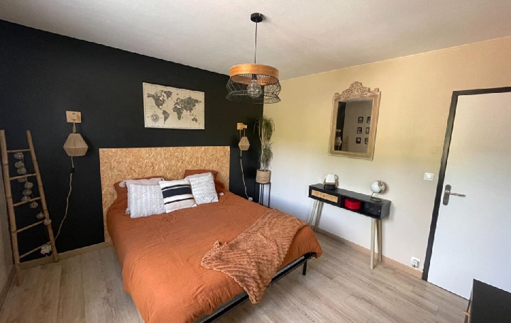 Maison SAINT-CYR (87310)  87 m2 185 500 € 