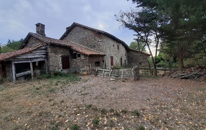 Maison SAINT-CYR (87310)  144 m2 107 750 € 