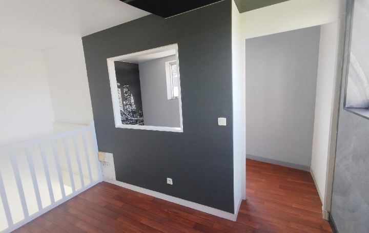 Local commercial PORNICHET (44380)  39 m2 747 € 