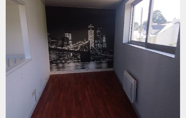 Local commercial PORNICHET (44380)  39 m2 747 € 