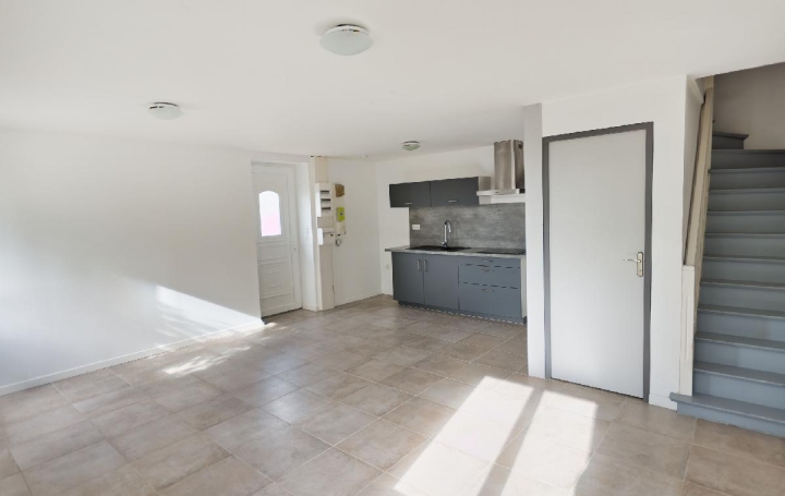 Réseau Immo-diffusion : Maison  DONGES  51 m2 165 360 € 