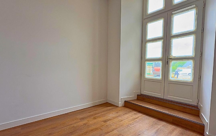 1 Pièce LA ROCHE-BERNARD (56130)  30 m2 130 000 € 