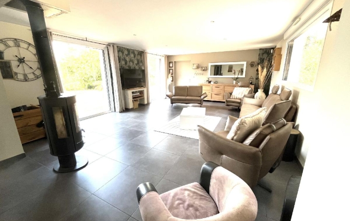 Maison SAVENAY (44260)  209 m2 947 600 € 