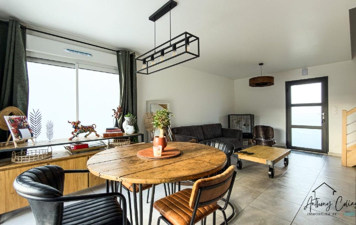 Maison NIVILLAC (56130)  92 m2 259 270 € 