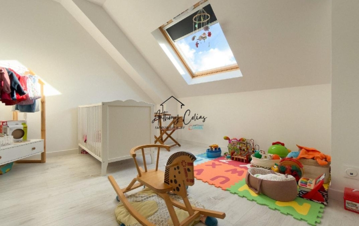 Maison NIVILLAC (56130)  92 m2 259 270 € 