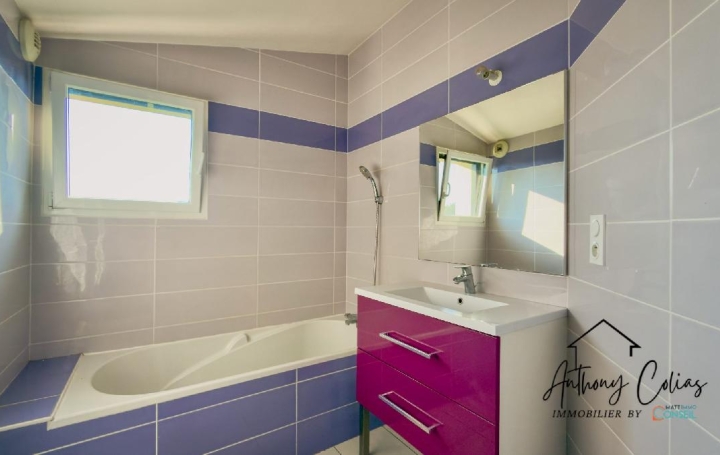 Maison LE GUERNO (56190)  129 m2 326 350 € 