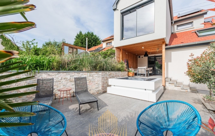 Réseau Immo-diffusion : Maison  ENTZHEIM  167 m2 682 500 € 