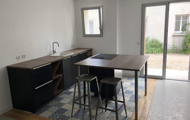Réseau Immo-diffusion : Maison de ville  LA RICHE  50 m2 174 900 € 