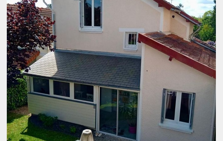 Réseau Immo-diffusion : Maison  SAINT-CYR-SUR-LOIRE  90 m2 449 350 € 