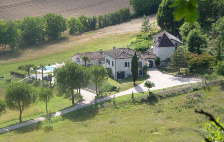Propriété CAHORS (46000)  420 m2 799 000 € 