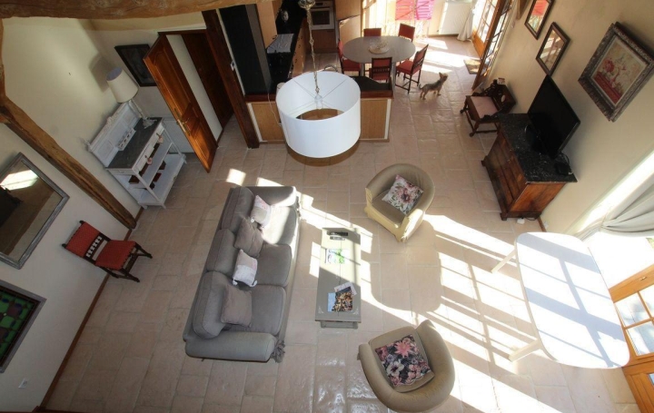 Propriété CAHORS (46000)  420 m2 799 000 € 