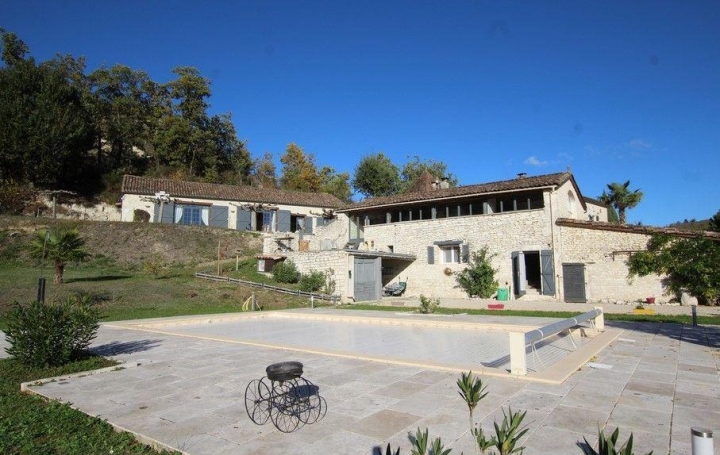 Propriété CAHORS (46000)  420 m2 799 000 € 