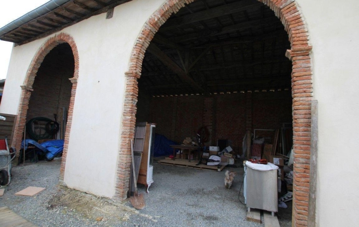 Propriété NAILLOUX (31560)  500 m2 680 000 € 