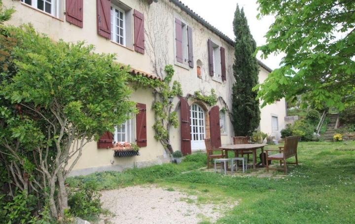 Domaine LIMOUX (11300)  305 m2 899 000 € 