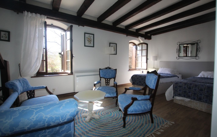 Propriété LAVELANET (09300)  600 m2 890 000 € 