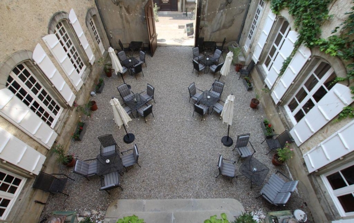 Propriété MIREPOIX (09500)  810 m2 1 254 000 € 