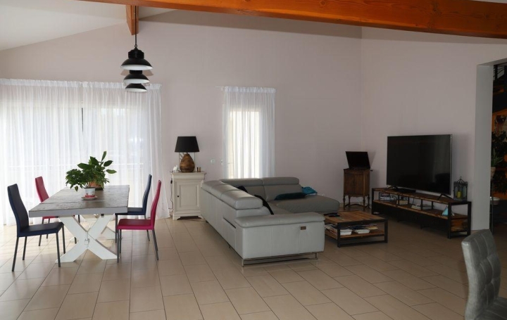 Maison VARILHES (09120)  230 m2 579 000 € 
