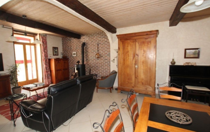 Propriété PAMIERS (09100)  365 m2 688 000 € 