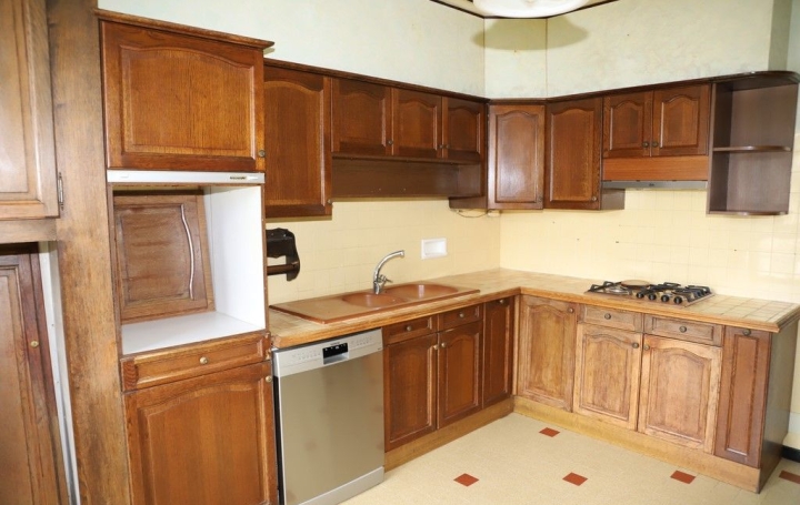 Villa VARILHES (09120)  152 m2 212 000 € 