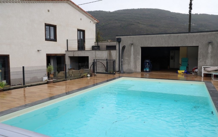 Maison FOIX (09000)  290 m2 495 000 € 