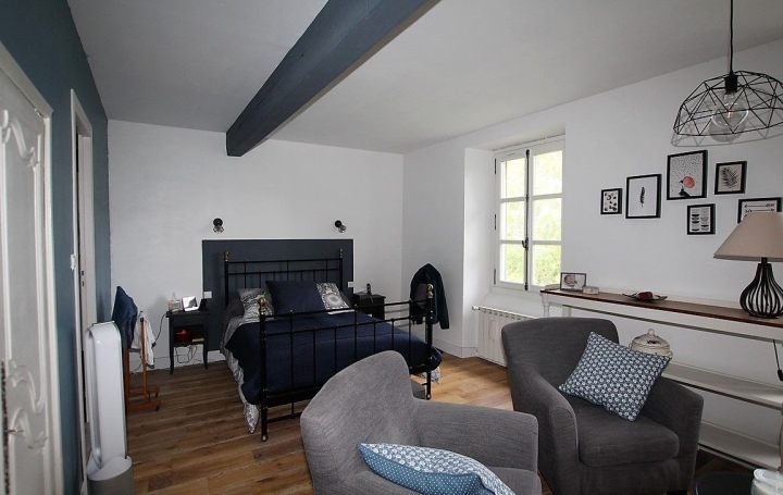 Domaine FOIX (09000)  840 m2 1 159 200 € 