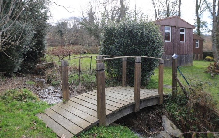 Propriété LA BASTIDE-DE-SEROU (09240)  276 m2 365 000 € 