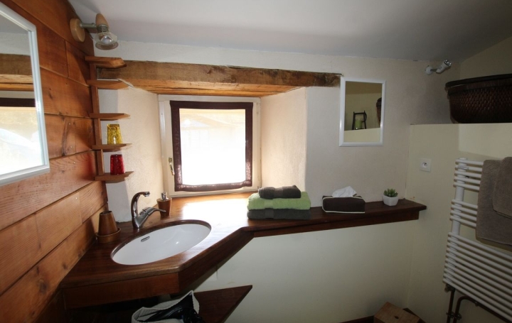 Propriété LA BASTIDE-DE-SEROU (09240)  322 m2 420 000 € 