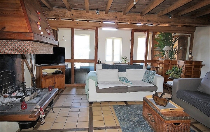 Propriété LA BASTIDE-DE-SEROU (09240)  322 m2 420 000 € 