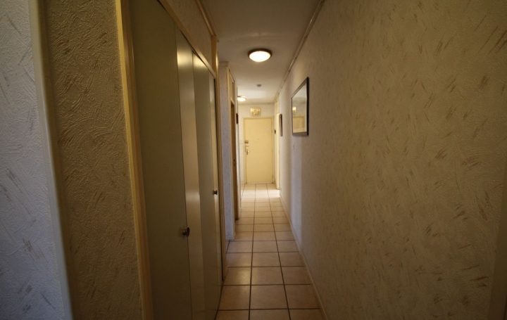 4 Pièces PAMIERS (09100)  92 m2 75 000 € 