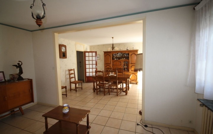 4 Pièces PAMIERS (09100)  92 m2 75 000 € 