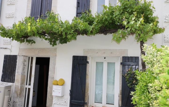 Maison de village VERNIOLLE (09340)  250 m2 241 500 € 