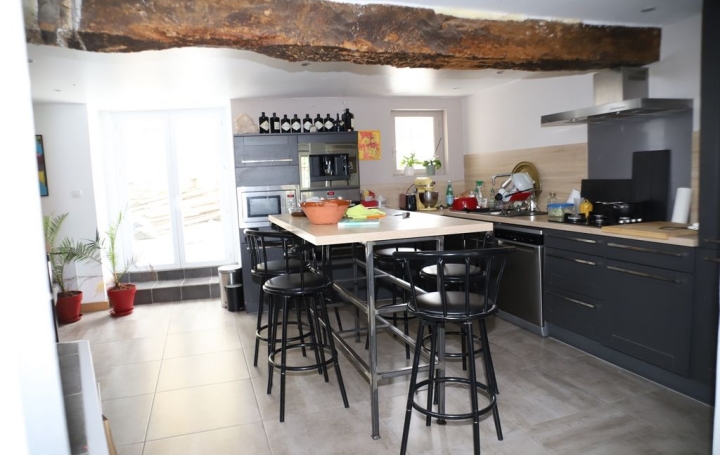 Maison de village VERNIOLLE (09340)  250 m2 241 500 € 