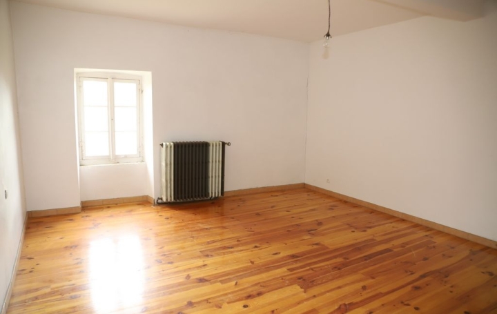 Domaine PAMIERS (09100)  427 m2 320 000 € 