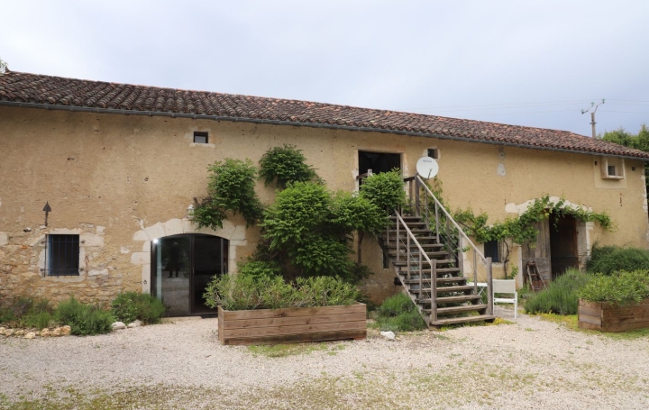 Domaine SAINT-CIRQ-LAPOPIE (46330)  474 m2 655 000 € 