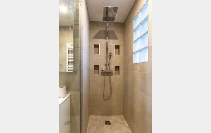 5 Pièces MONTPELLIER (34000)  84 m2 495 € 