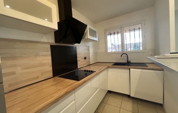 Maison LUNEL (34400)  88 m2 348 600 € 