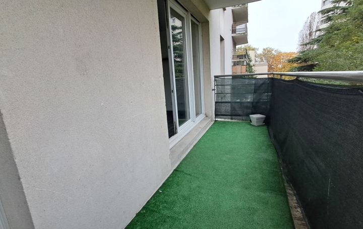 Réseau Immo-diffusion : Appartement P2  VILLEJUIF  42 m2 249 000 € 