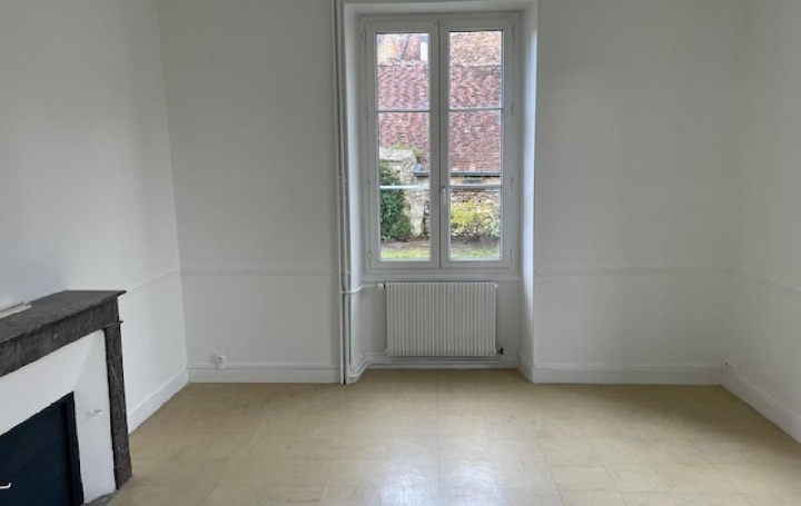 Maison NOGENT-LE-ROTROU (28400)  139 m2 950 € 