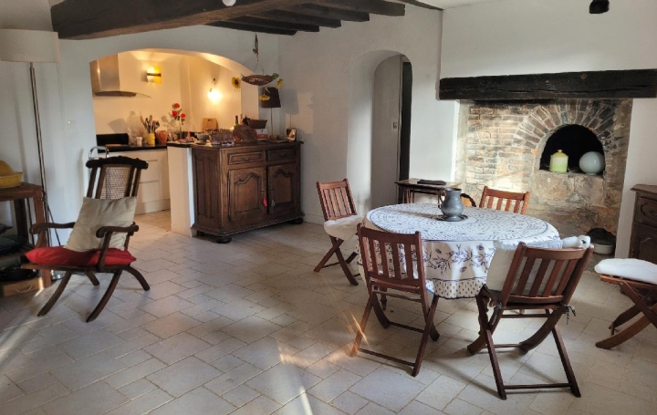 Maison THIRON GARDAIS (28480)  202 m2 193 000 € 