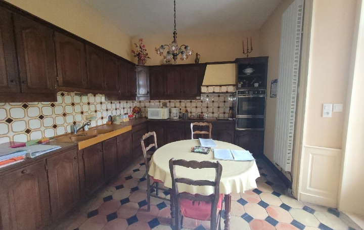 Maison CETON (61260)  182 m2 214 400 € 