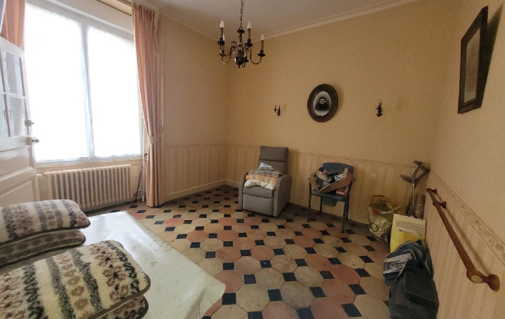 Maison CETON (61260)  182 m2 214 400 € 